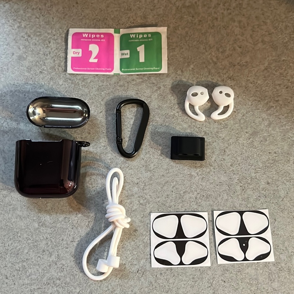 COPY - COPY - COPY - COPY - COPY - AirPods case with clip for first & second gen